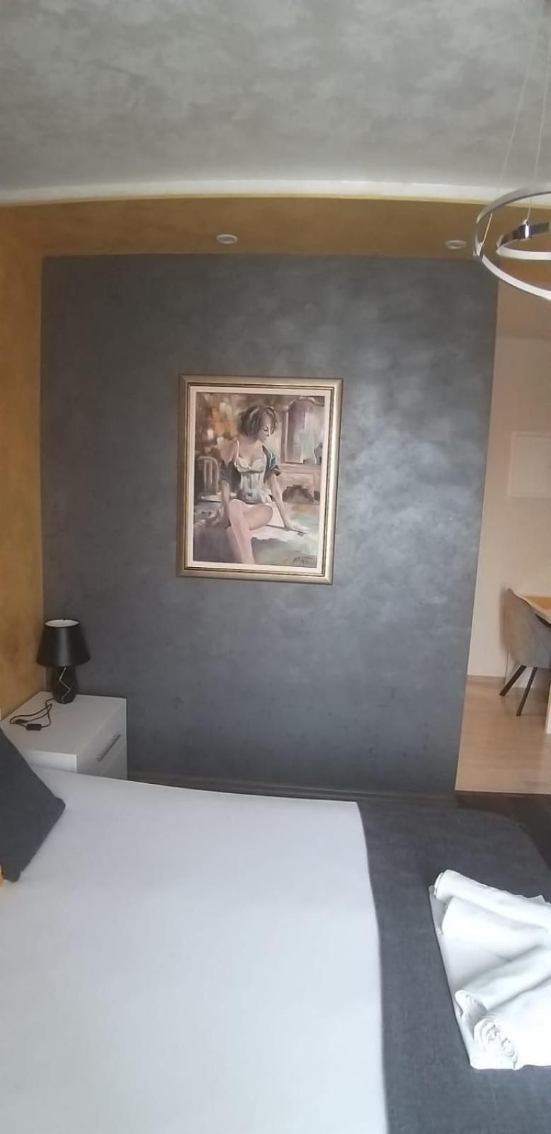 Apartmani President III Banja Luka Esterno foto